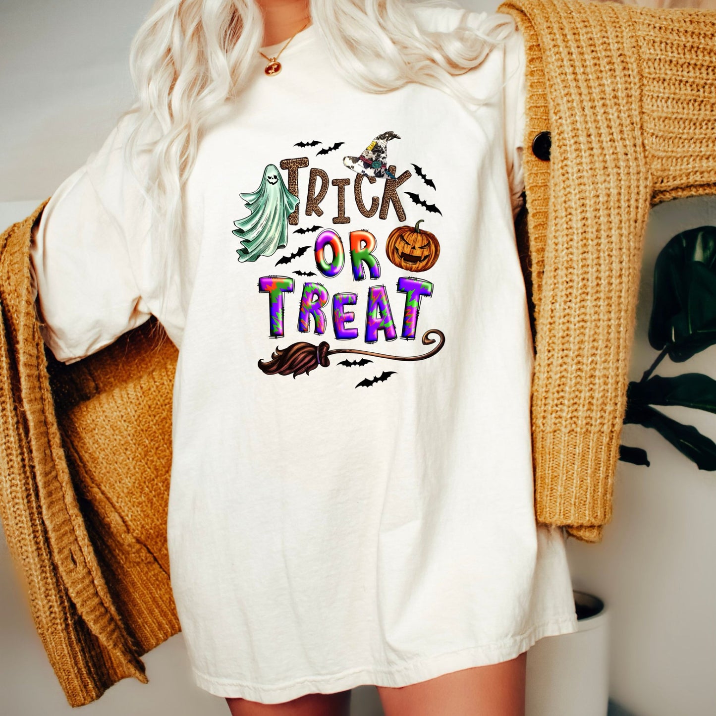 Women's Trick or Treat Halloween T-Shirt