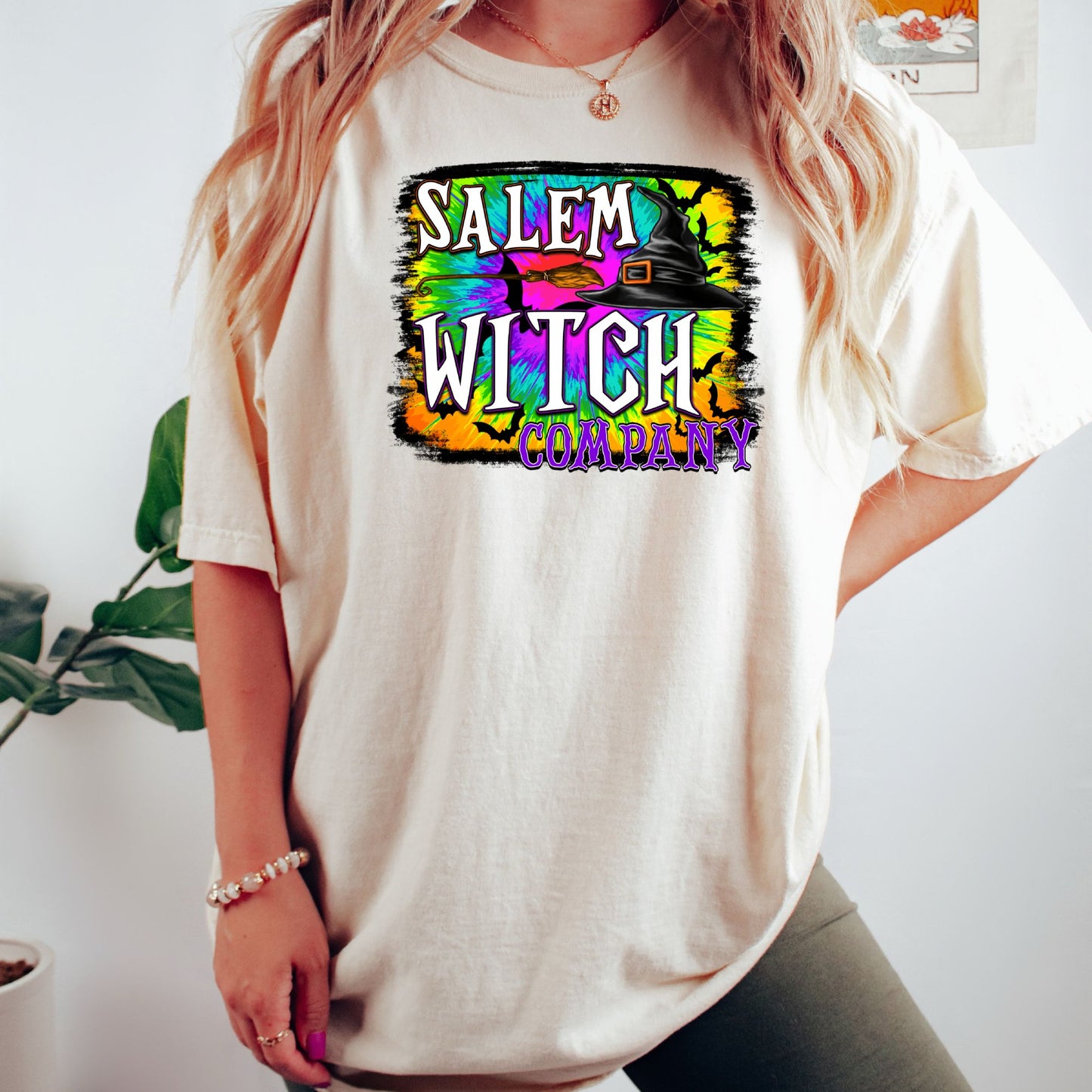 Women's Salem Witch Halloween T-Shirt