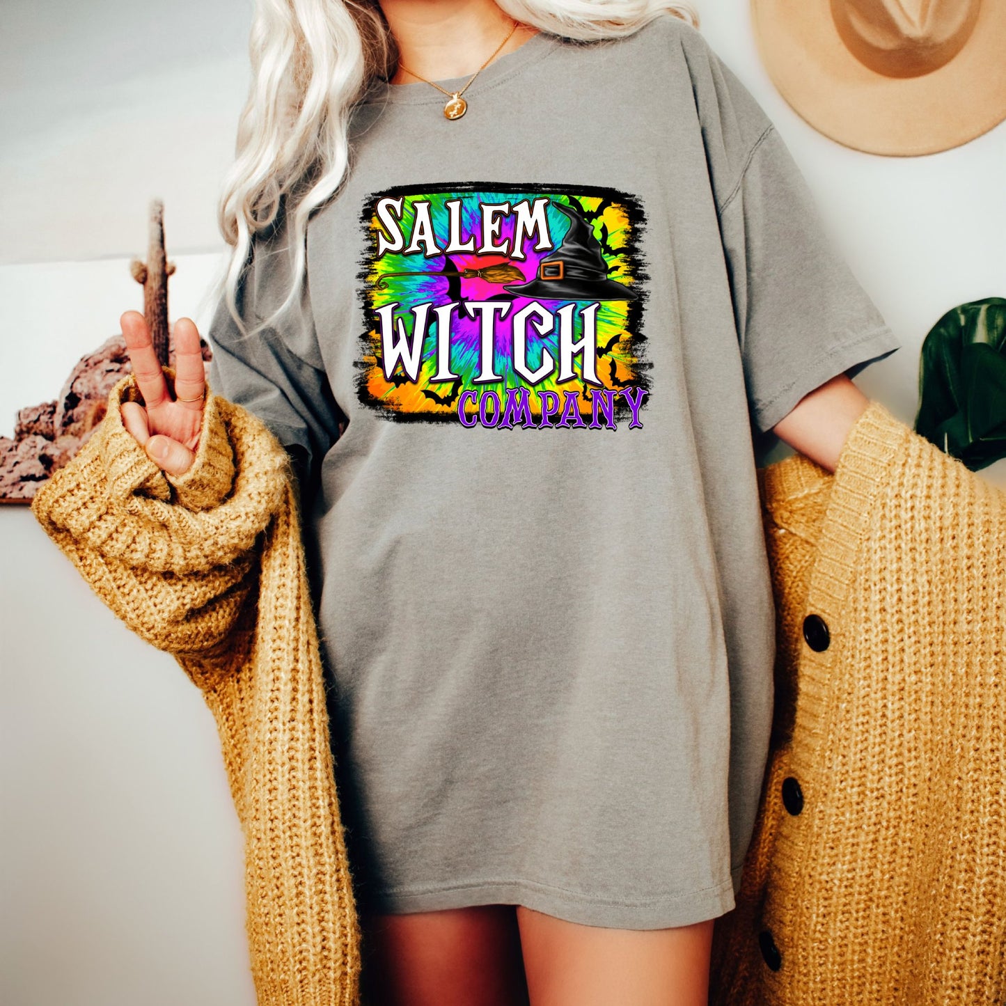 Women's Salem Witch Halloween T-Shirt