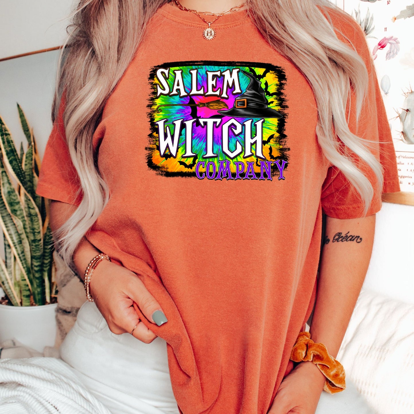 Women's Salem Witch Halloween T-Shirt