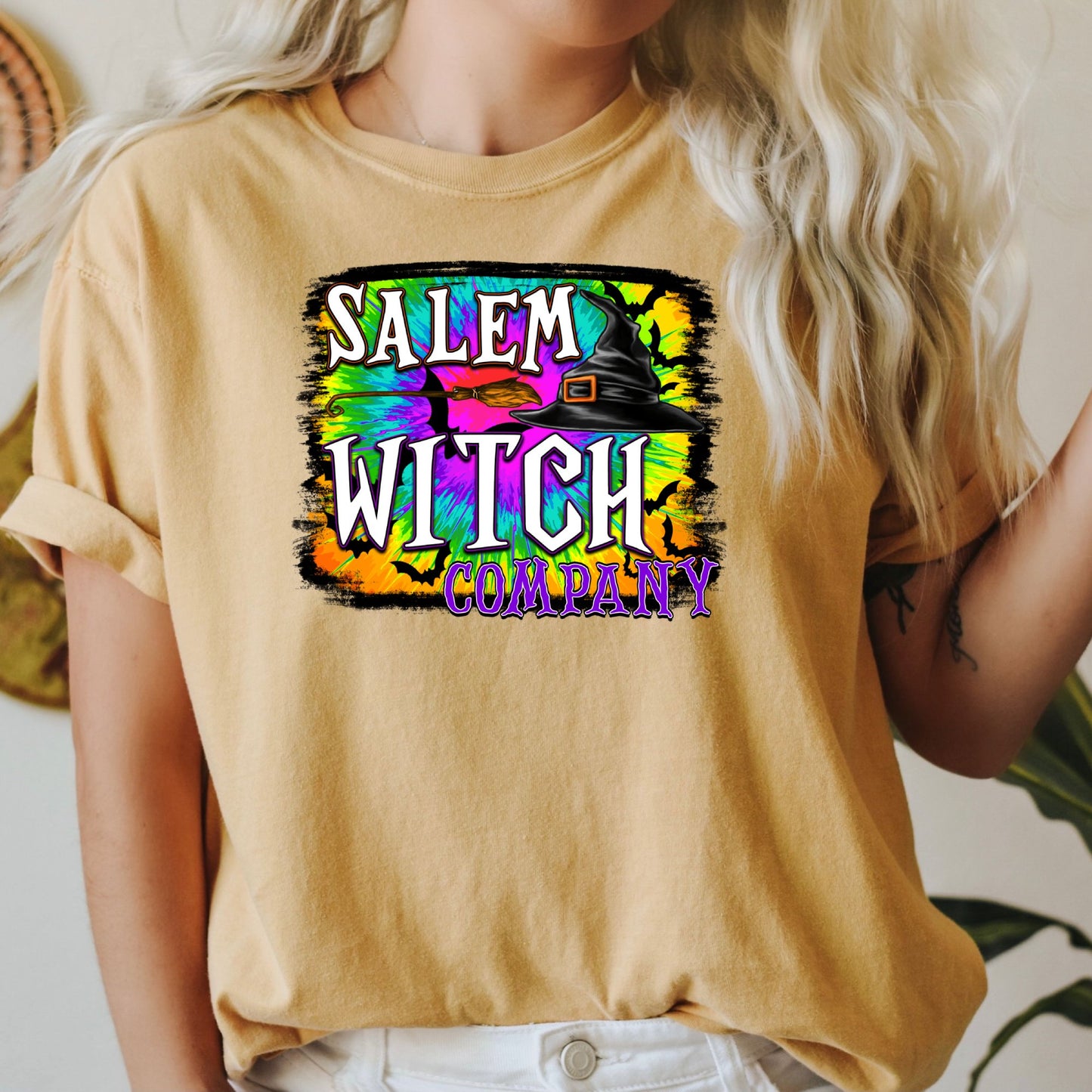 Women's Salem Witch Halloween T-Shirt