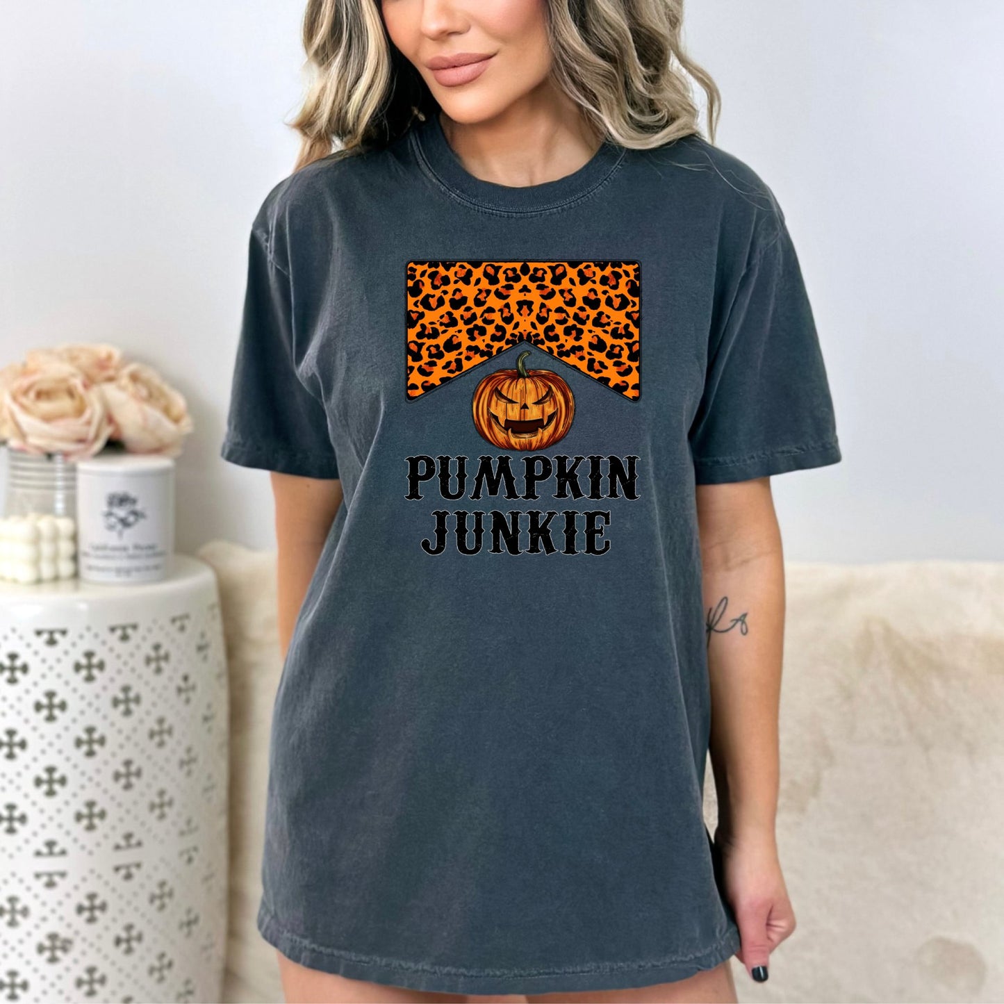 Women's Pumpkin Junkie  Halloween Funny T-Shirt