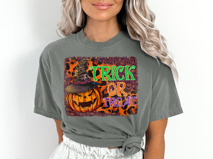 Women's Trick or Treat Pumpkin Witch Hat T-Shirt