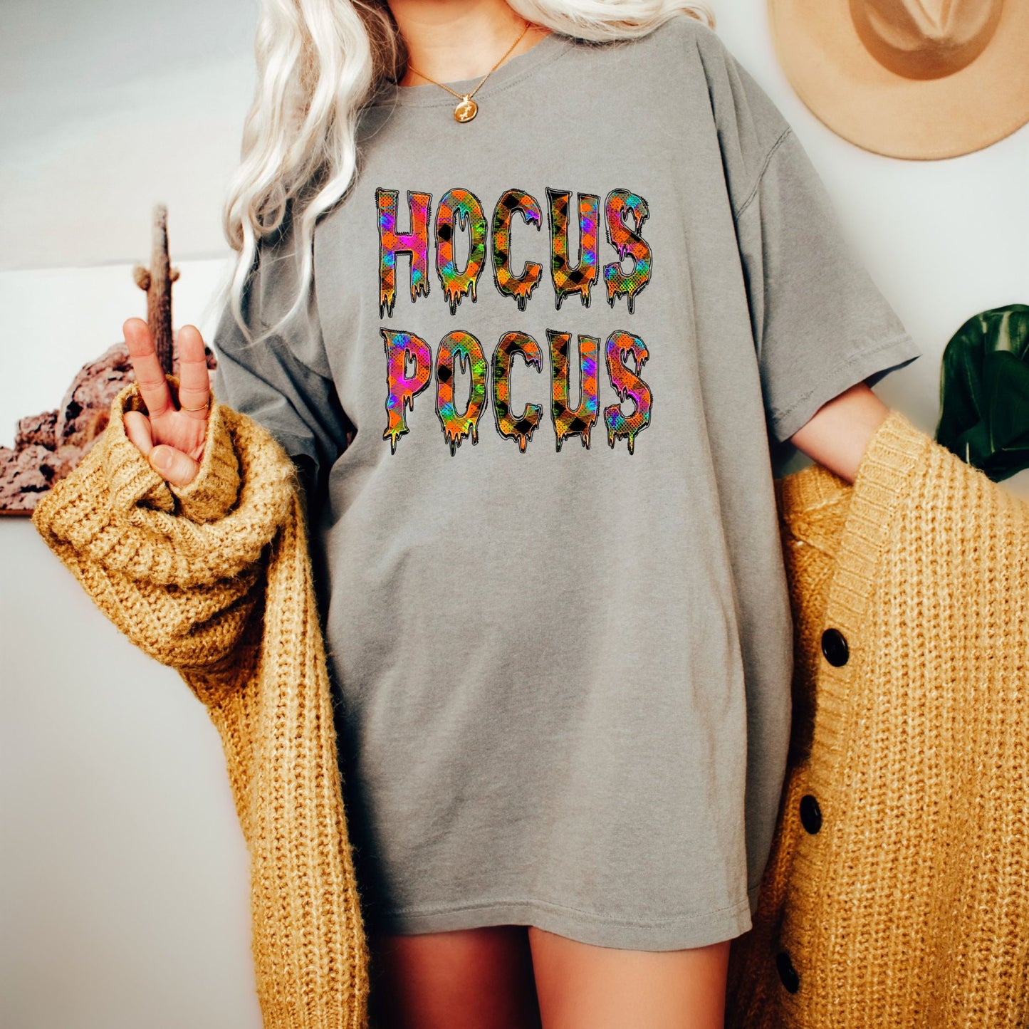 Women's Hocus Pocus  Halloween T-Shirt