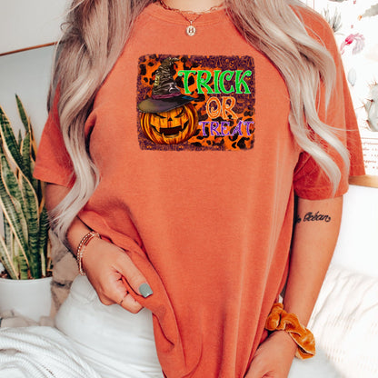 Women's Trick or Treat Pumpkin Witch Hat T-Shirt