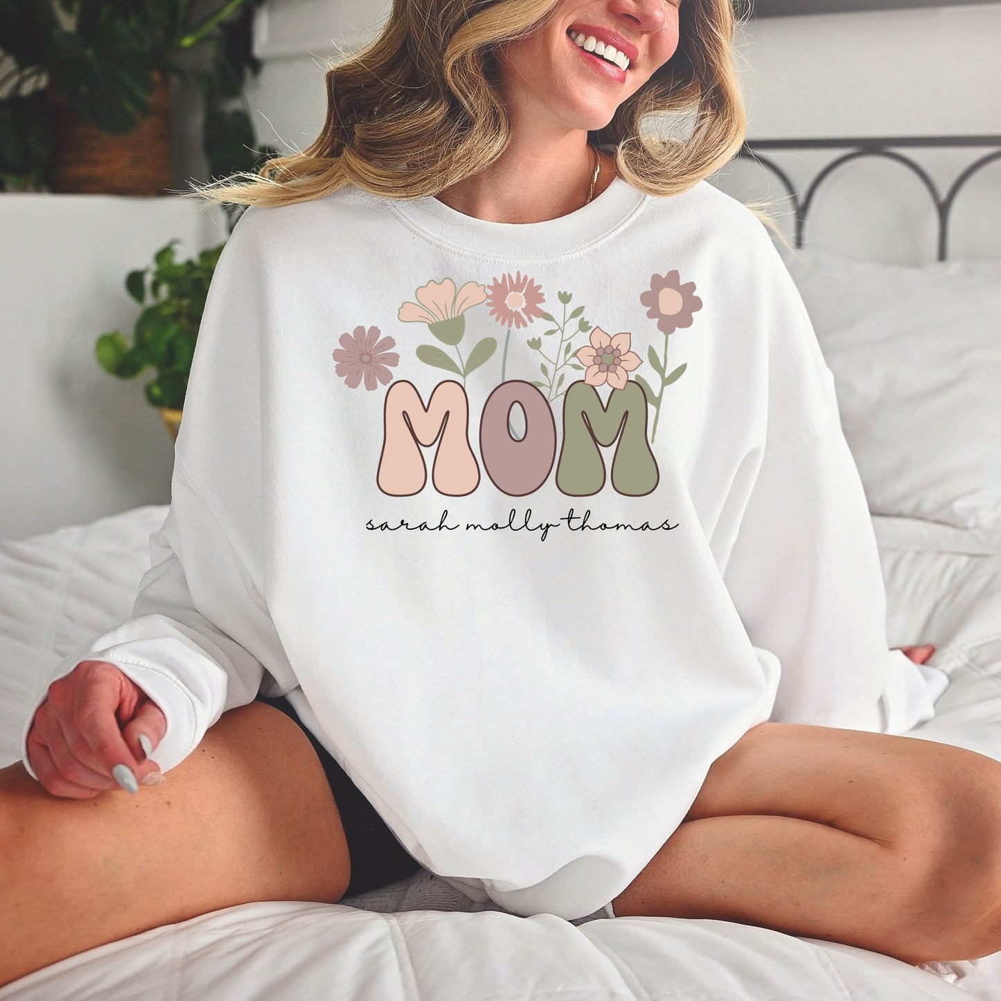 Personalized Nana Mom, Grandma Mimi Sweatshirt, Grandma Shirt, Gift for Grandma, Grandmother Shirt, New Grandma Shirt, Custom Grandma Shirt