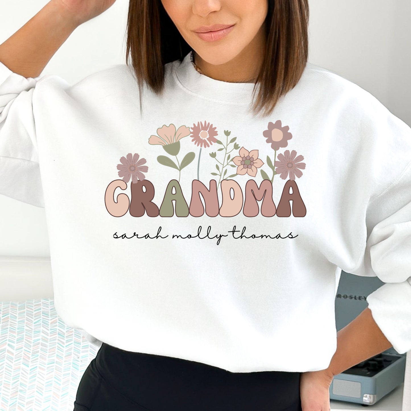 Personalized Nana Mom, Grandma Mimi Sweatshirt, Grandma Shirt, Gift for Grandma, Grandmother Shirt, New Grandma Shirt, Custom Grandma Shirt