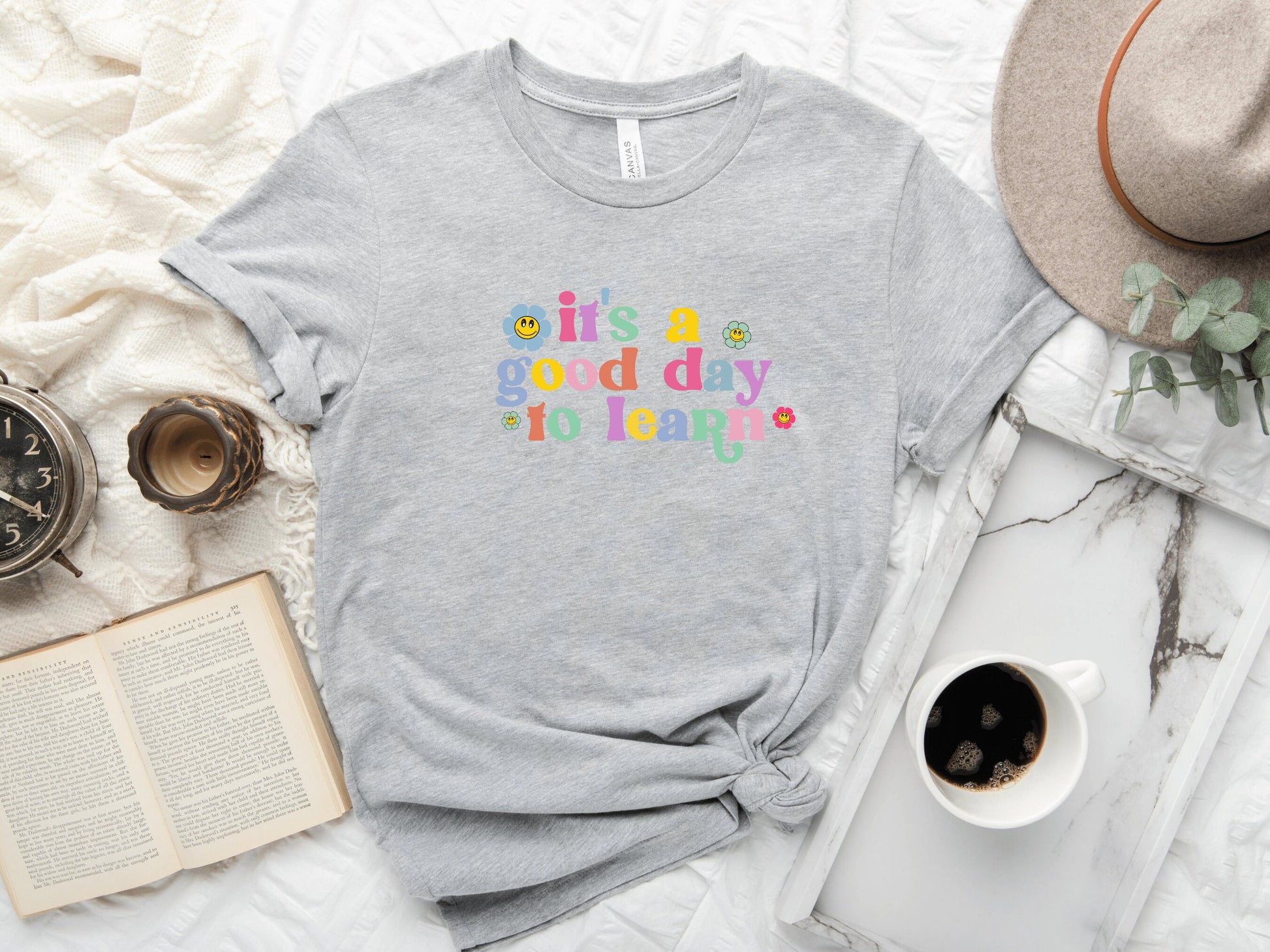 First Day of School T-Shirt, Back to School Cute Teacher Shirt, New Teacher 2022, It's A Good Day to Learn, - Mardonyx T-Shirt Athletic Heather / S