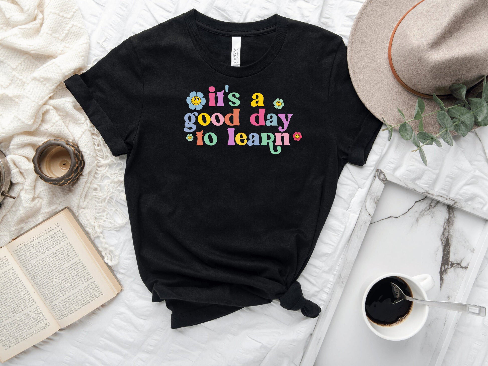 First Day of School T-Shirt, Back to School Cute Teacher Shirt, New Teacher 2022, It's A Good Day to Learn, - Mardonyx T-Shirt