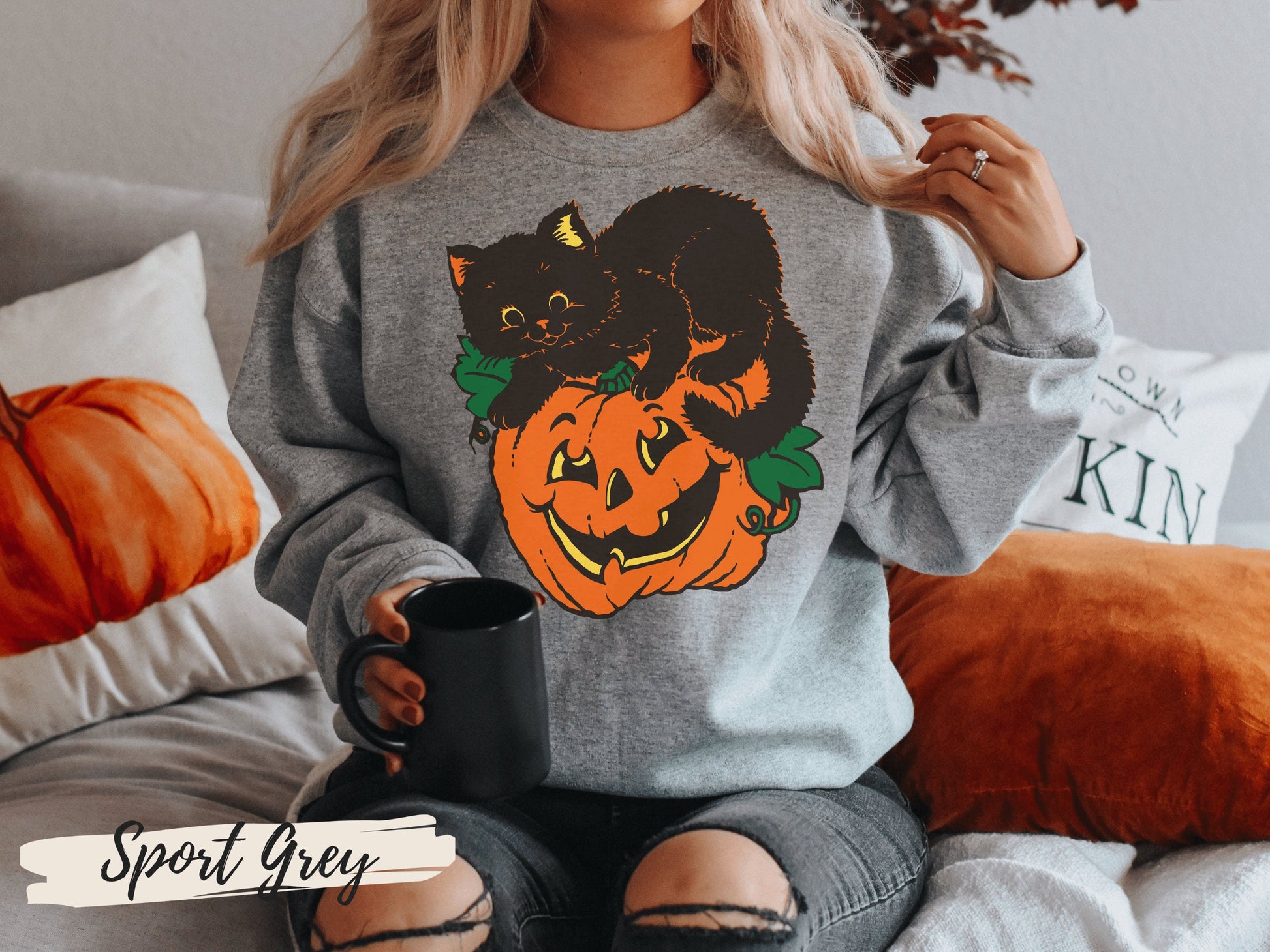 Black Cat Halloween Sweatshirt - Mardonyx Sweatshirt White / Small