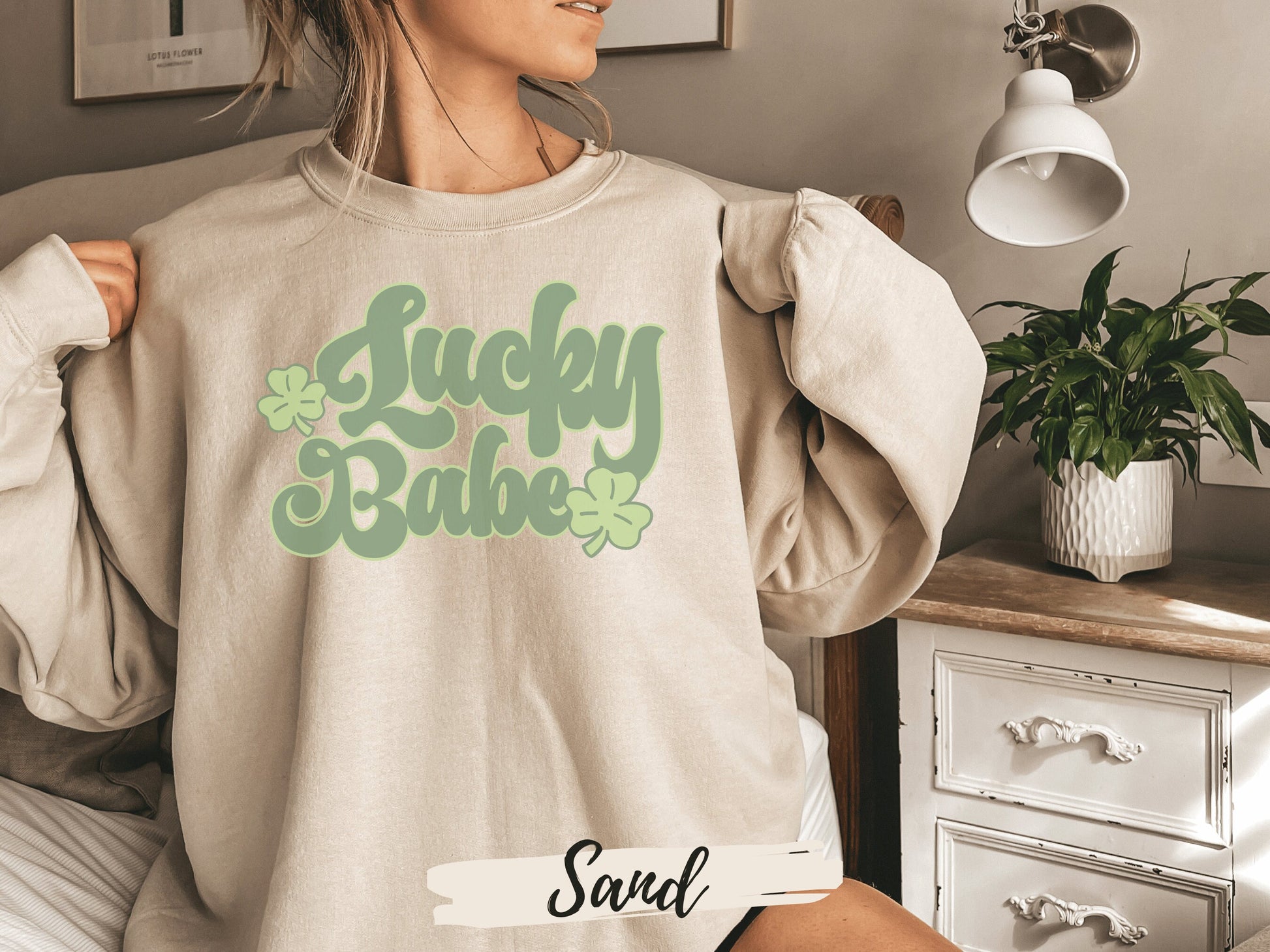 Lucky Retro Sweatshirt, Lucky Babe Shirt, Womens Lucky Sweatshirt, Shamrock Shirt - Mardonyx Sweatshirt White